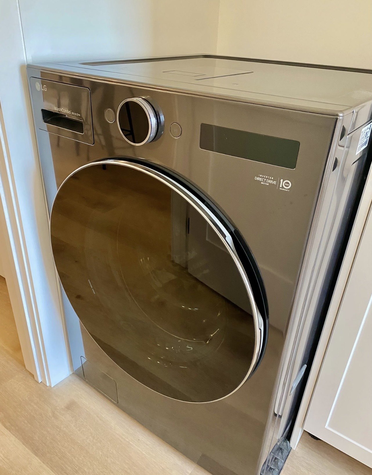 Front-loading laundry appliance